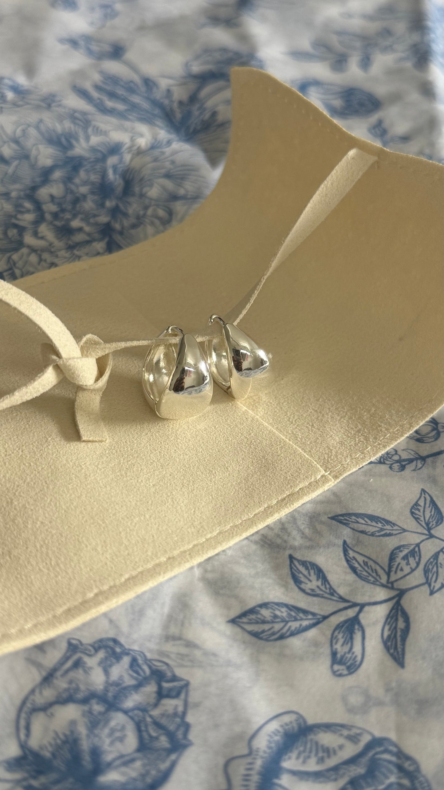 「Larme(ラルム)」ピアス